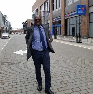 Meet your Posher, Stone marc